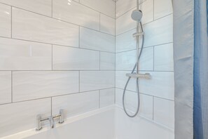 Hair dryer - Rothwill House | Winterton Cottages (Winterton-on-Sea)