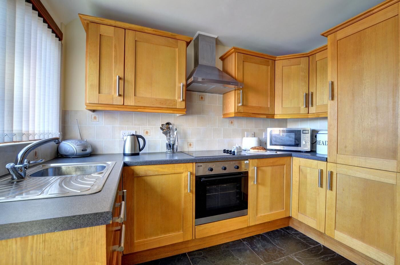 Microwave, oven, cookware/dishes/utensils