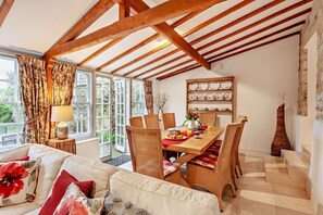 Dining - 4 Bed in Widcombe (oc-bhr13) (Bath)