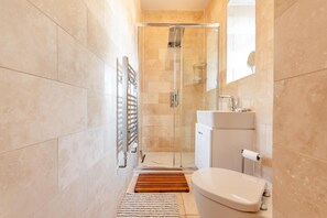 Hair dryer, towels - 3 Bed in Crich (oc-dcivyd) (England)