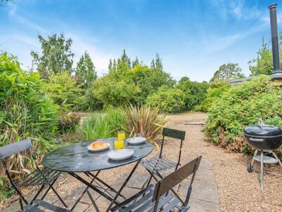 1 Bed in Luddenham (oc-s32602)