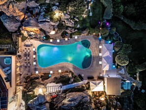 Indoor pool, seasonal outdoor pool, pool umbrellas, sun loungers - Hotiday La Maddalena (La Maddalena)