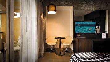 Kamar Klasik, balkon | Minibar, brankas, dan Wi-Fi gratis