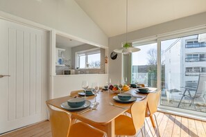 Dining - 3 Bed in Saundersfoot (oc-pw522a) (Saundersfoot)