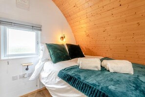 Free WiFi, bed sheets - 1 Bed in Langtoft (oc-l32681) (Langtoft Fen)