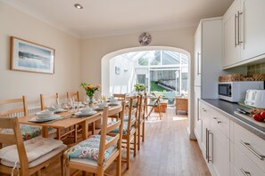 Dining - 5 Bed in Saundersfoot (oc-pw323a) (Saundersfoot)