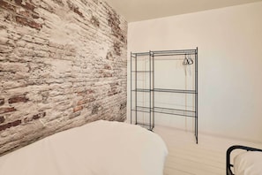 2 makuuhuonetta, Wi-Fi, vuodevaatteet