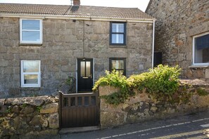 Exterior - 1 Bed in St. Ives (oc-farr) (Saint Ives)
