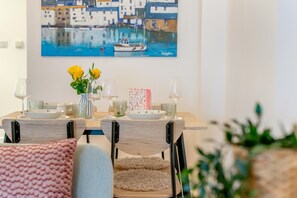 Dining - 2 Bed in Wadebridge (oc-m32567) (Wadebridge)