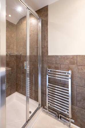 Towels - 2 Bed in Buxton (oc-dcwyn) (Tideswell)