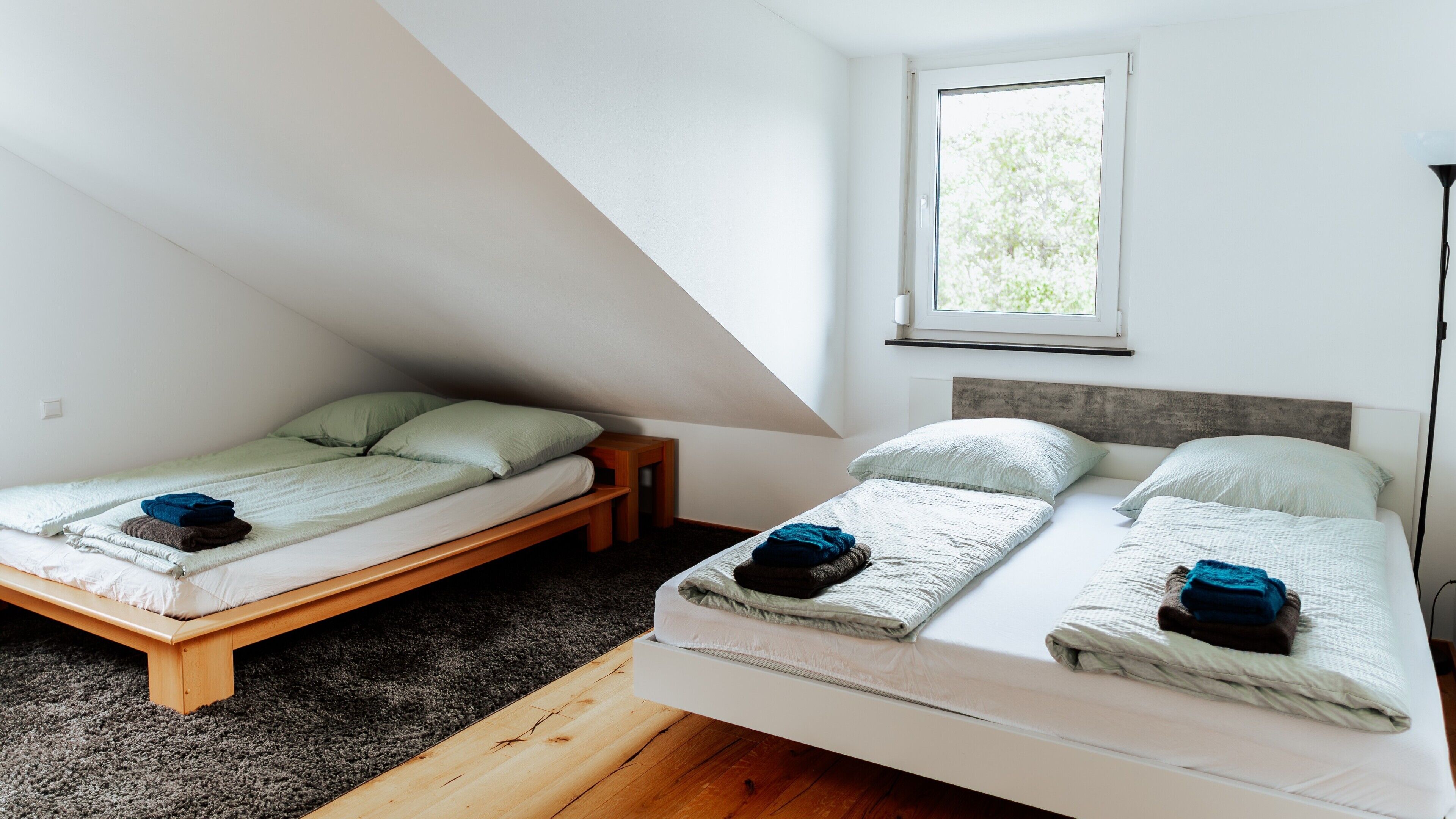 3 habitaciones, escritorio, wifi y ropa de cama 