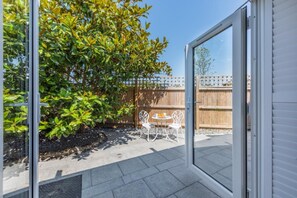 Outdoor dining - 1 Bed in Yapton (oc-b32757) (Yapton)