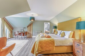 Iron/ironing board, free WiFi, bed sheets - 3 Bed in Birnam (oc-o32901) (Birnam)