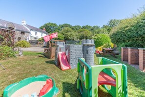 Children’s area - 3 Bed in Haverfordwest (oc-wav586) (Haverfordwest)