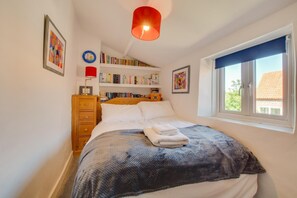 3 bedrooms, iron/ironing board, free WiFi, bed sheets - 3 Bed in Brancaster (oc-2153) (Brancaster)