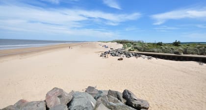 3 Bed in Brancaster (oc-2153)