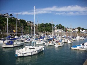 Marina - 4 Bed in Tenby (oc-pw500a) (Tenby)