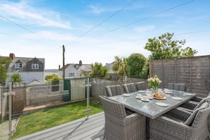 Outdoor dining - 3 Bed in Padstow (oc-g32860) (Padstow)