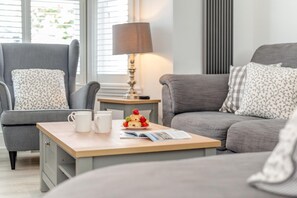 3 bedrooms, iron/ironing board, free WiFi, bed sheets - 3 Bed in Padstow (oc-g32860) (Padstow)