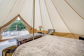 Bügeleisen/Bügelbrett, Bettwäsche