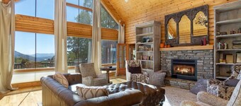 Luxury Escape: Lodge in Gateway Mountain Preserve