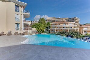Pool - IMPERIA AP4490 by RIVIERA HOLIDAY HOMES (Niza)