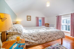 Fer et planche à repasser, Wi-Fi gratuit, draps fournis