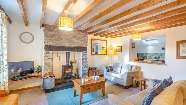 Unclassified image, 1 of 20, button - 2 Bed in Penrhyndeudraeth (oc-wag442) (Penrhyndeudraeth)