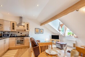 Interior - 2 Bed in Keswick (oc-s32867) (Keswick)