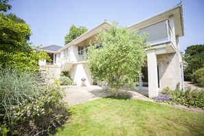 Exterior - 2 Bed in Bath (oc-bhr1) (Bath)