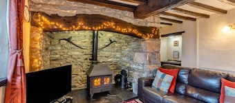 3 Bed in Denbigh (oc-waf147)