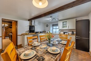 Dining - 3 Bed in Denbigh (oc-waf147) (Groes)