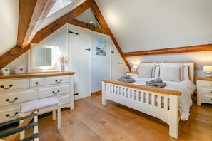 1 bedroom, iron/ironing board, free WiFi, bed sheets - 1 Bed in Falmouth (oc-theco) (Blankednick)