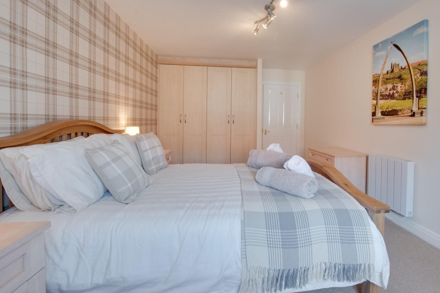 Strykejern/-brett, wi-fi (inkludert) og sengetøy