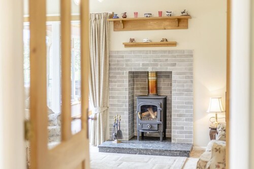 2 Bed in Penybontfawr (oc-b32943)