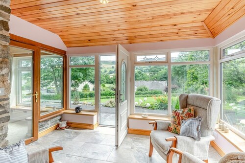 2 Bed in Penybontfawr (oc-b32943)