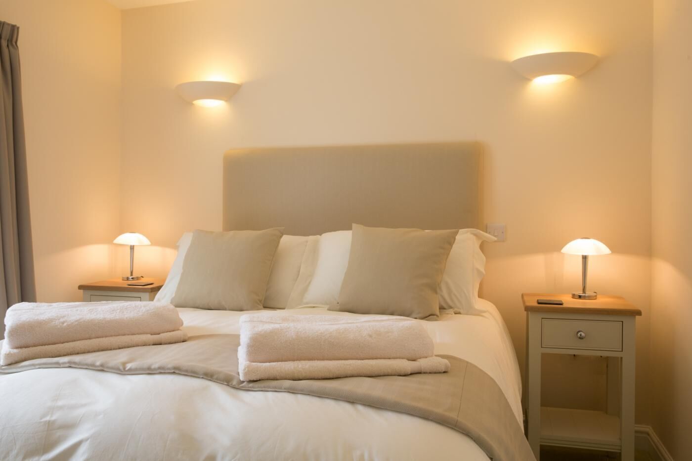 Bügeleisen/Bügelbrett, kostenloses WLAN, Bettwäsche