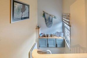 Interior - 1 Bed in Whitby (oc-w121) (Whitby)