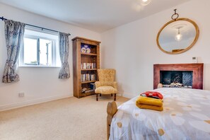 Iron/ironing board, free WiFi, bed sheets - 1 Bed in Richmond (oc-ds1032) (Richmond)