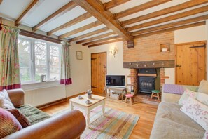 TV - 2 Bed in Happisburgh (oc-1634) (Happisburgh)