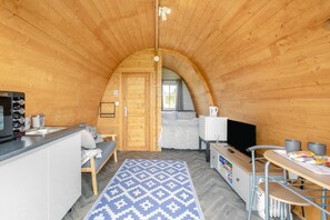 TV - 1 Bed in Four Lanes (oc-b32769) (Four Lanes)