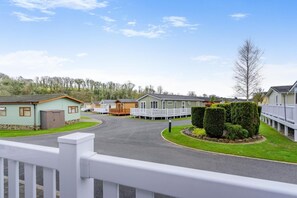 Property grounds - 2 Bed in Stepaside (oc-pw1003) (Stepaside)