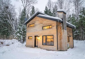 Exterior - Chalet Chic et Spa | St-Come (Saint-Côme)