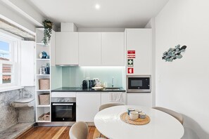 Frigorífic, microones, forn i rentaplats 