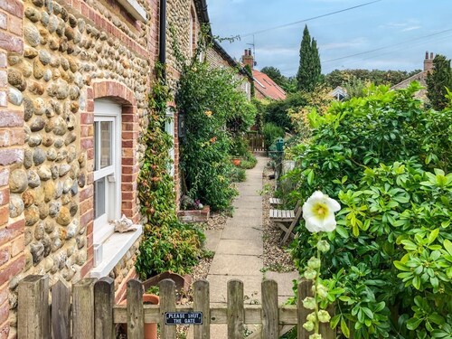 1 Bed in Stiffkey (oc-1642)