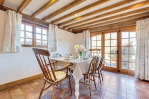 Dining - 3 Bed in Benenden (oc-cb579) (Benenden)