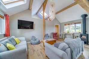 TV, fireplace - 2 Bed in St. Briavels (oc-p32778) (Saint Briavels)
