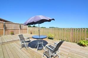 Terrace/patio - 1 Bed in Blofield Heath (oc-1468) (Blofield)