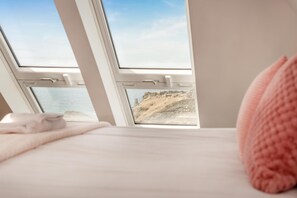 3 bedrooms, iron/ironing board, free WiFi, bed sheets - 3 Bed in Tintagel (oc-e32938) (Tintagel)