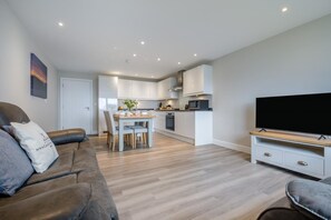 TV - 2 Bed in Tintagel (oc-a32939) (Tintagel)